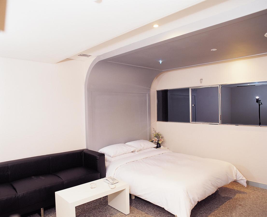 Joa Hotel Cshongdzsu Kültér fotó