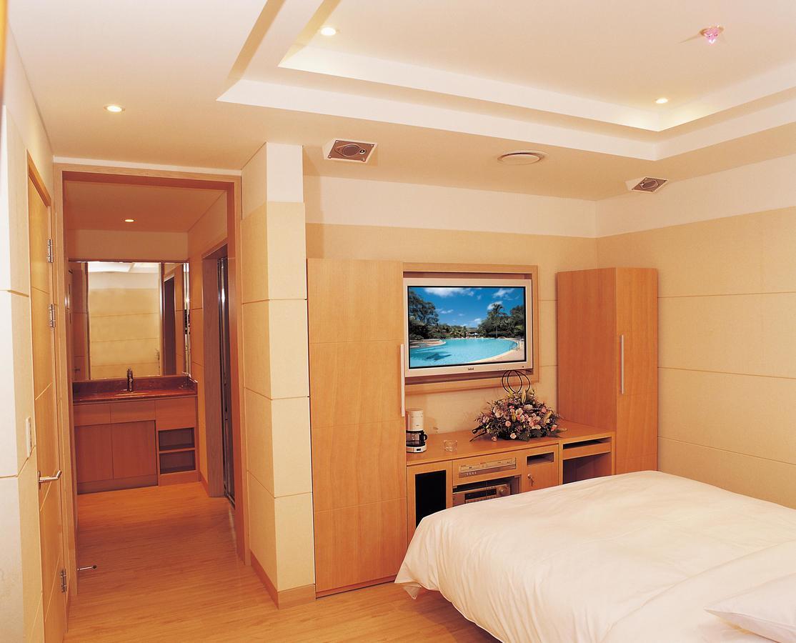 Joa Hotel Cshongdzsu Kültér fotó